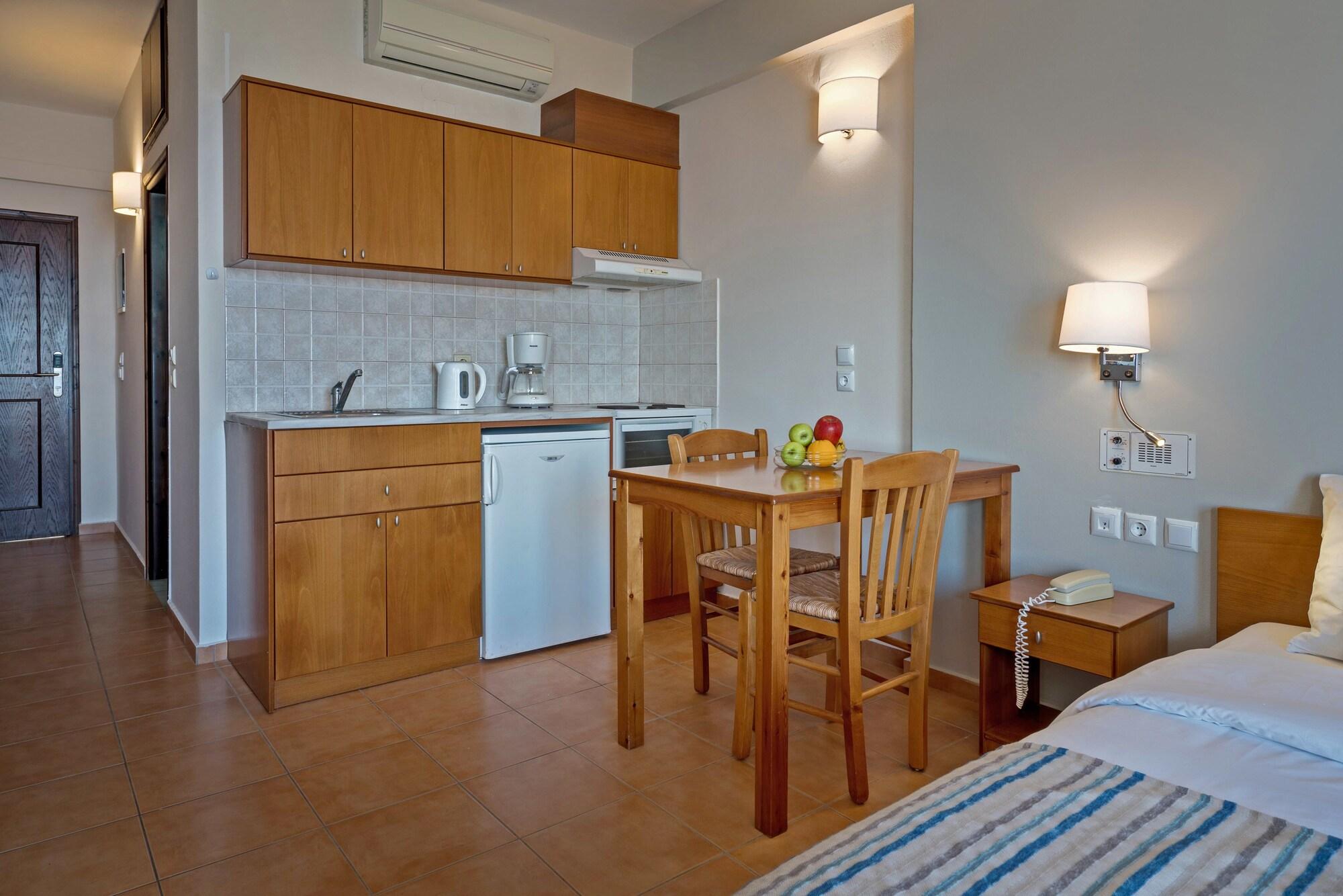 Batis Beach Hotel Rethymno  Bagian luar foto
