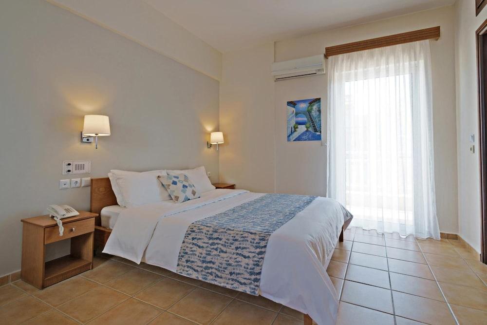 Batis Beach Hotel Rethymno  Bagian luar foto