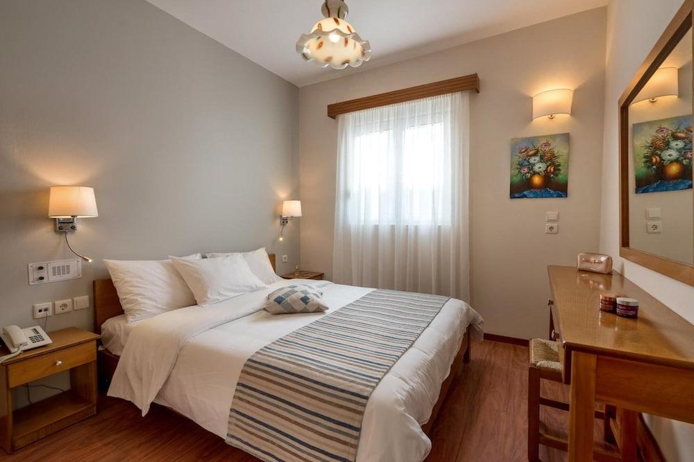 Batis Beach Hotel Rethymno  Bagian luar foto